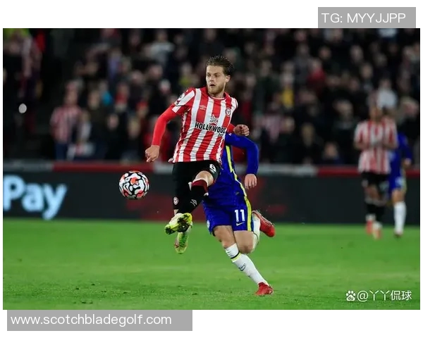 曼城迎战年轻人全力争胜展现英超豪门风范