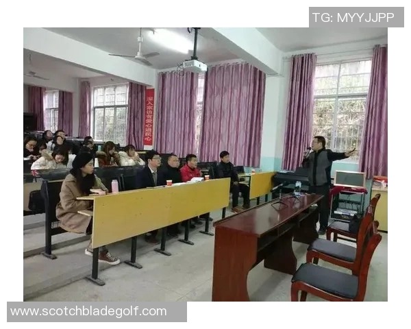 祝铭震的奋斗历程与音乐梦想：从校园到舞台的成长之路